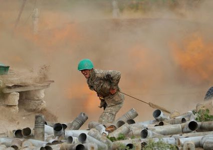 وزارة الدفاع الأرمنية تؤكد استمرار المعارك في قره باغ