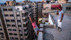 صور: شبان يمارسون رياضة الباركور في قطاع غزة 
عدسة: فاطمة شبير