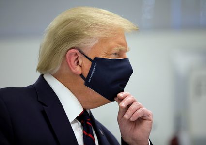 ترامب يخوض معركةً شرسةً مع فيروس كورونا..فمن سينتصر؟