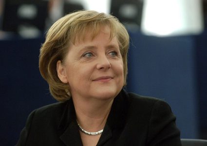 ميركل: عقوبات الاتحاد الأوروبي على روسيا البيضاء "إشارة مهمة"