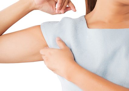 ما هي المشاكل التي يمكن أن تخبرك بها "صحة الإبط" ؟