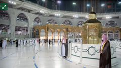 وصول أول وفود المعتمرين إلى المسجد الحرام