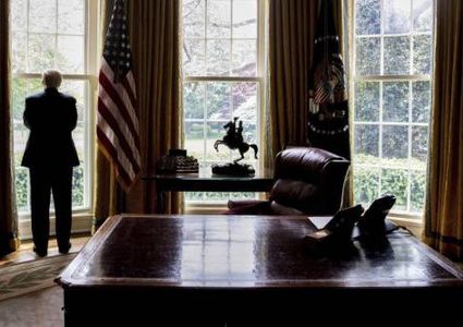 ماذا ينص الدستور الأمريكي في حال عجز ترامب عن أداء مهامه؟