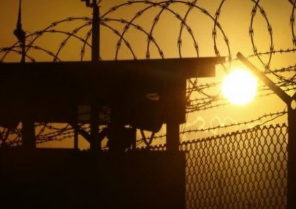 أسير من غزة يدخل عامه الـ 15 في سجون الاحتلال