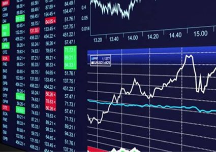 خبير اقتصادي: أسواق المال العالمية تتأثر بإصابة ترامب بكورونا