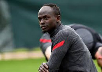 إصابة نجم ليفربول ساديو ماني بفيروس كورونا