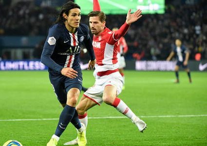 يونايتد يتعاقد مع كافاني