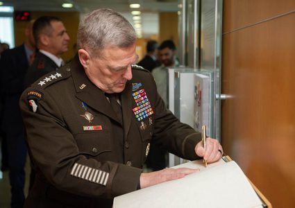 إصابة عدد من القادة العسكريين الأميركيين بفيروس كورونا