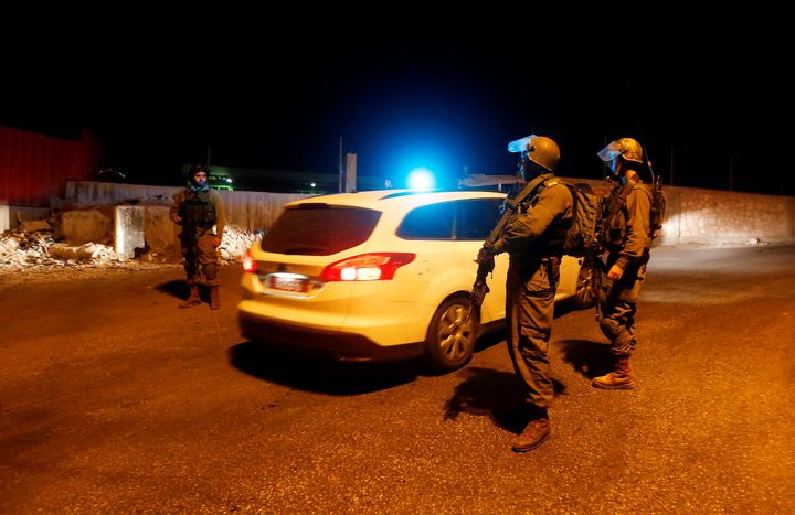 الاحتلال يمنع عضو إقليم لحركة فتح بالقدس من دخول الضفة لـ3 أشهر