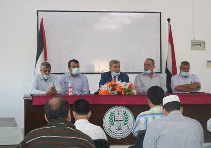 النجار يجتمع بالكادر التدريسي مستقبلا العام الدراسي الجديد