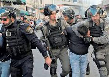 تقرير: الاحتلال اعتقل ٤٢ مواطنا من العيسوية خلال ٦ أيام فقط