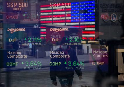 خبير اقتصادي: الدولار لن يشهد انخفاضا قبل الانتخابات الأمريكية