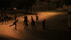 نابلس: مستوطنون يهاجمون مركبات المواطنين بالحجارة