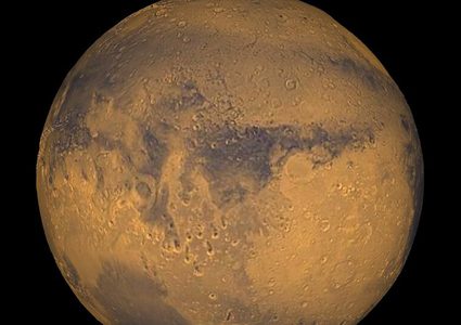 رائد فضاء يؤكد وجود حياة على كوكب المريخ