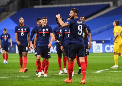 فرنسا تقسو على أوكرانيا وديا بسباعية