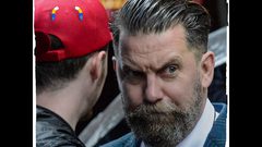 الأولاد الفخوريين جماعة متطرفة تدعم ترامب