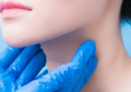 تعرفوا على التأثيرات الصحية والنفسية لمشاكل الغدة الدرقية