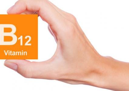 لماذا يسبب نقص فيتامين ​​B12 الشعور بالتعب والإعياء ؟