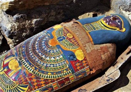 اكتشاف مقبرة فرعونية عمرها حوالي 2500 سنة