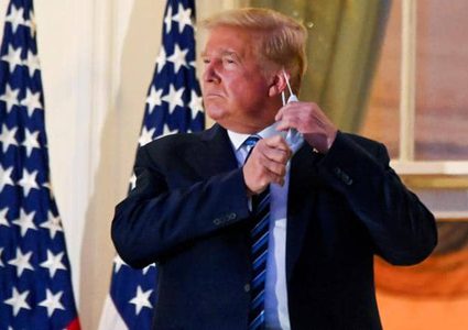 "تويتر" تضع إشارة "مضلل" على تغريدة لترامب للمرة الثانية