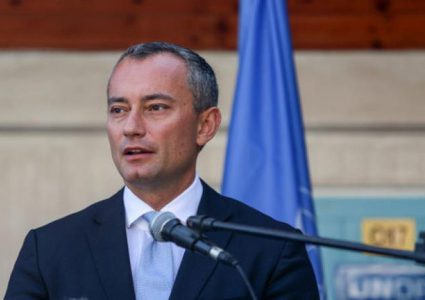 ملادينوف: "الصحة العالمية" تزود غزة بمواد لفحص كورونا