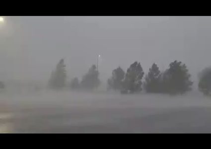 مشاهد مرعبة لإعصار دلتا الذي ضرب ولاية لويزيانا الأمريكية