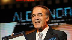 وفاة الفنان المصري محمود ياسين