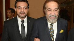 عمر محمود ياسين يوجه كلمات مؤثرة الى والده