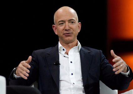 ثروة مؤسس "أمازون" تتجاوز مجددا الـ200 مليار دولار