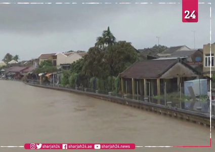 فيضانات تضرب وسط فيتنام