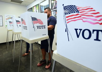 10 ملايين أمريكي يدلون بأصواتهم في الانتخابات الرئاسية