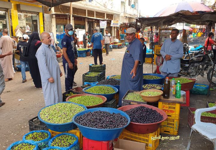 سوق الزيتون بمدينة خانيونس في قطاع غزة