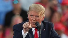 مستشار السيناتور بيرني ساندرز: ترامب لن يغير سياسته تجاه فلسطين