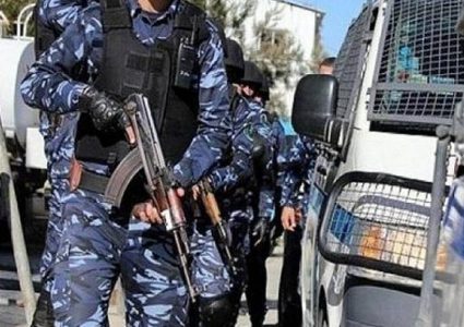 القبض على مطلوبين للعدالة وضبط 17 مركبة بطولكرم