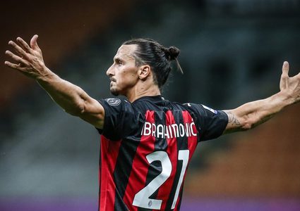ابراهموفيتش يقود الميلان لصدارة الكالتشيو