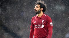 احتفالا بالهدف رقم 100...محمد صلاح يرتدي الحذاء الذهبي