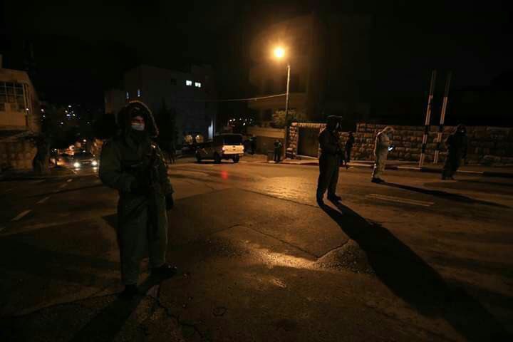 قوات الاحتلال تعتقل ثلاثة شبان من سبسطية