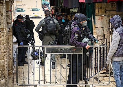 عضو لجنة طوارئ القدس: تفاؤل حذر جراء إنخفاض اصابات كورونا