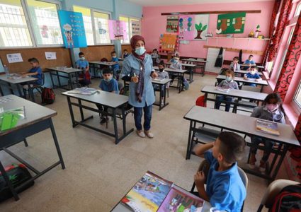 اتحاد المعلمين يعلن الانتقال للتعليم عن بعد بشكل كامل