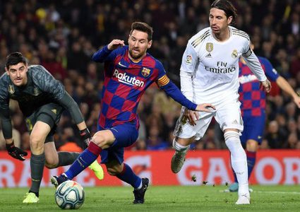 ريال مدريد وبرشلونة يقدمان عرضين لمهاجم يوفنتوس