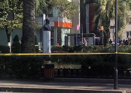 إطلاق سراح جميع الرهائن من بنك جورجيا وهروب المجرم