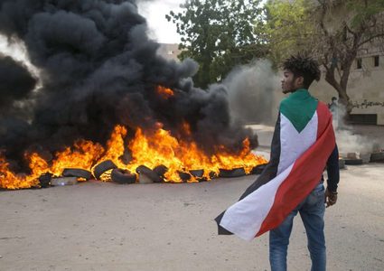 مظاهرات غاضبة في السودان تطالب بتصحيح مسار الثورة