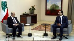 الرئيس اللبناني يكلف سعد الحريري بتشكيل الحكومة