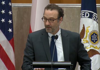 الخارجية الأمريكية تطالب حكومة لبنان بالالتزام بمحاربة الفاسدين