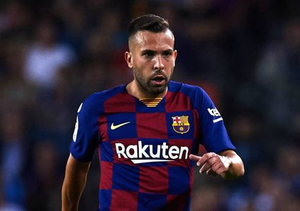 ألبا يطمأن كومان قبل موقعة الكلاسيكو غداً