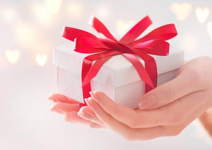 كيف تعيد إهداء هدية وصلتك بطريقة ذكية؟