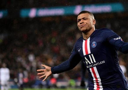 مبابي يجبر سان جيرمان على التفاوض مع ريال مدريد