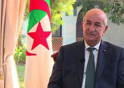 ‏الرئيس الجزائري يدخل الحجر الصحي وفق توصيات طبية