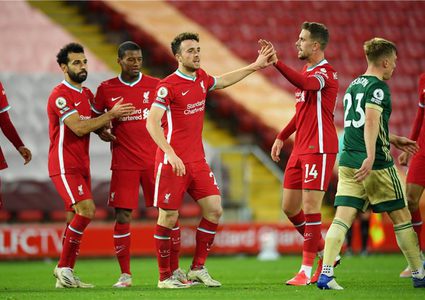 ليفربول يقلب تأخره بهدف إلى فوز على شيفيلد يونايتد