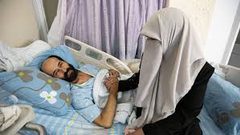 زوجة الاسير الأخرس: لا معلومات لدينا عن وضعه الصحي